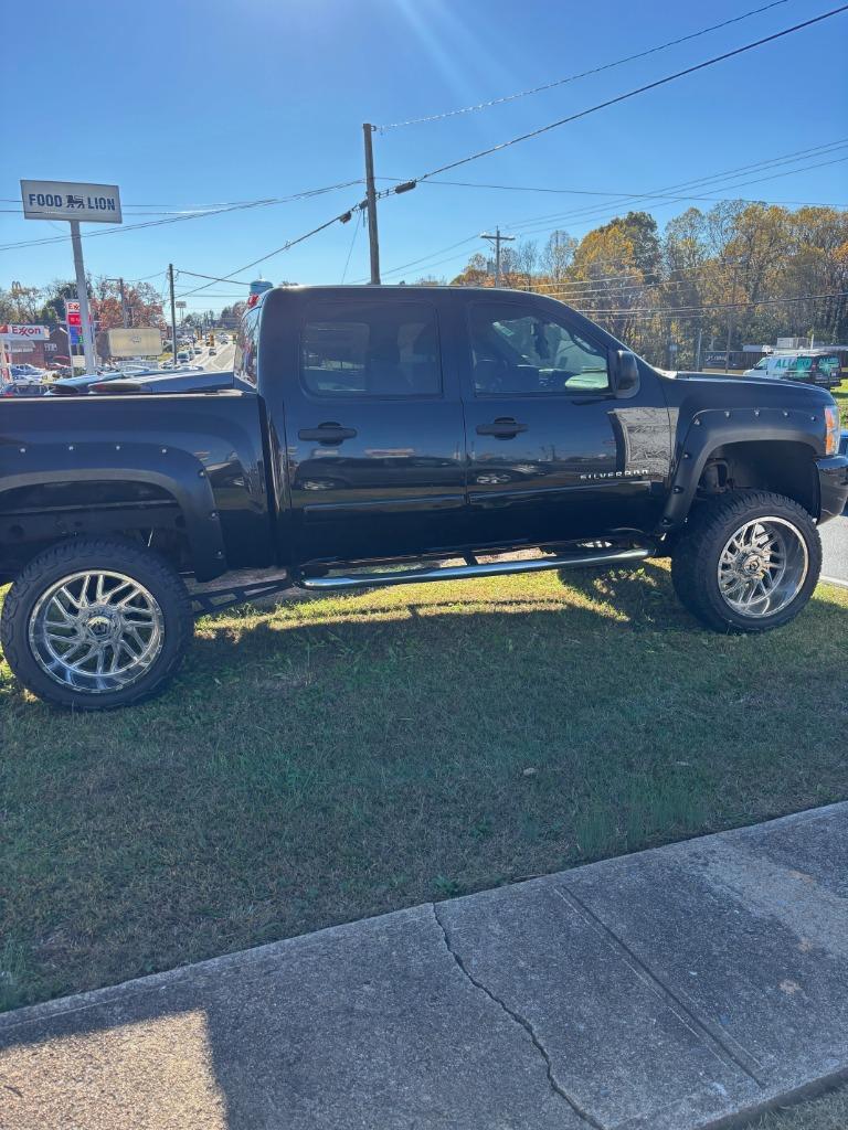 2007 Chevrolet Silverado 1500 Work Truck's photo